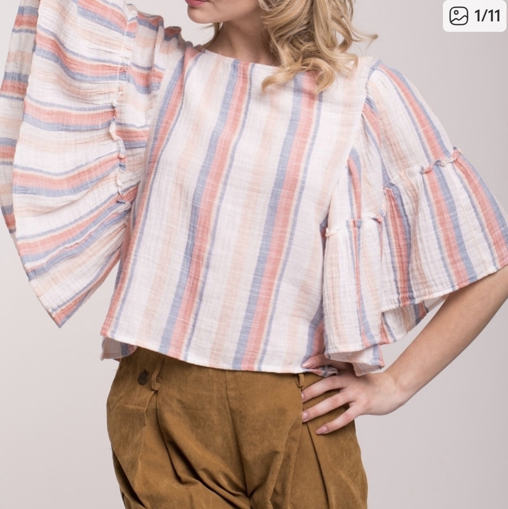 Chic Multicolor Striped Butterfly Sleeve Top